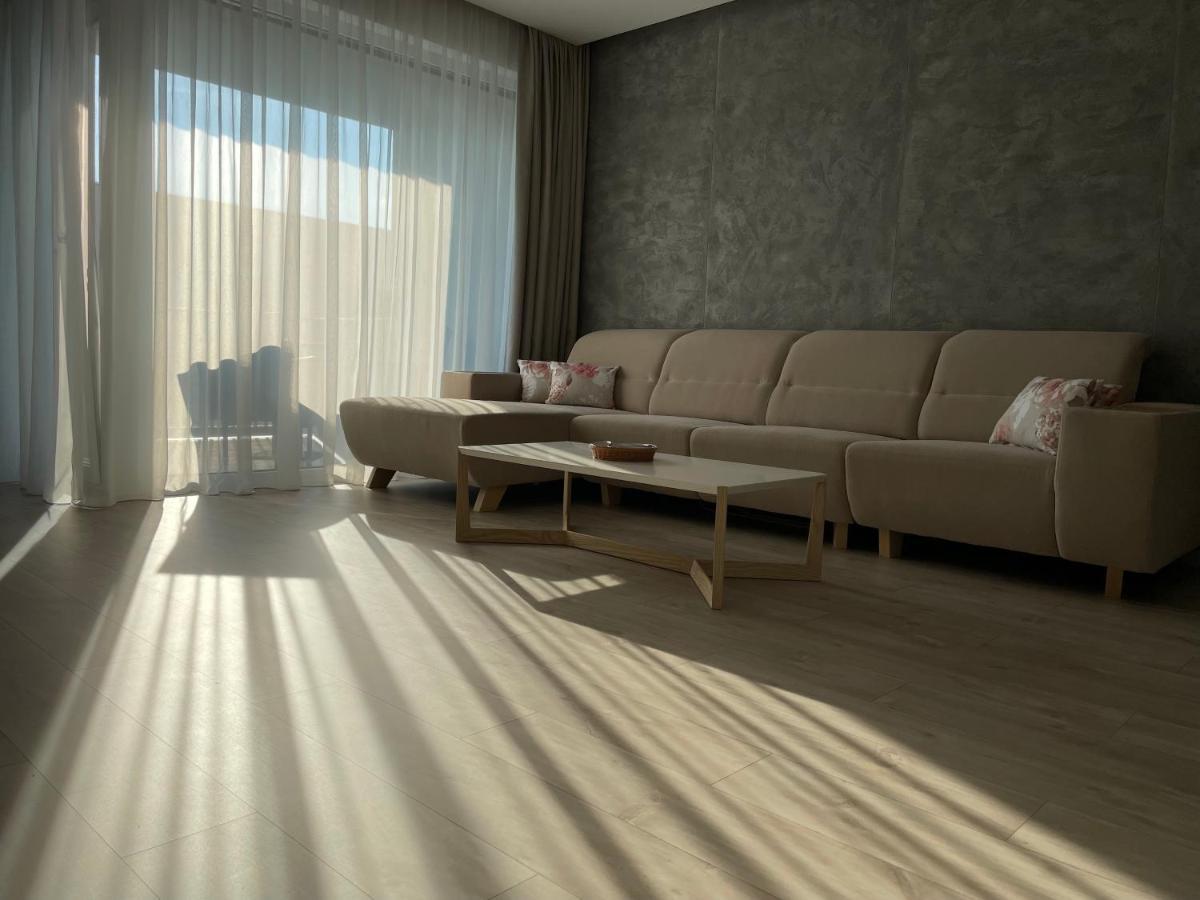 Greenbay Apartment With Free Parking Trencin Exterior photo