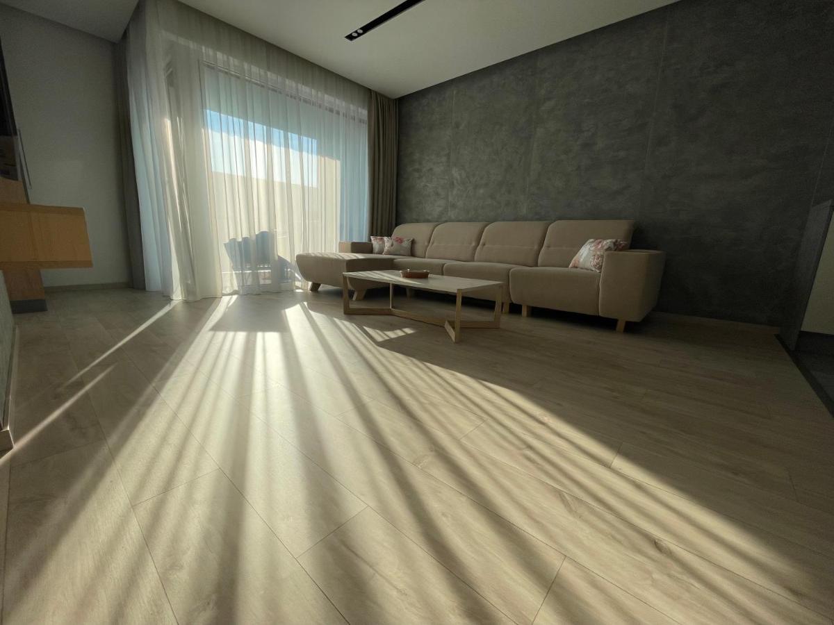 Greenbay Apartment With Free Parking Trencin Exterior photo