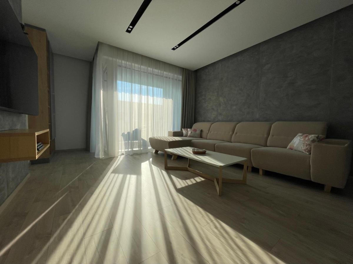 Greenbay Apartment With Free Parking Trencin Exterior photo