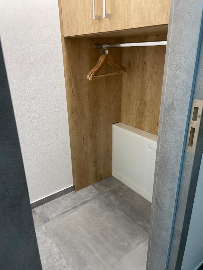 Greenbay Apartment With Free Parking Trencin Exterior photo